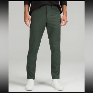 Lululemon men’s ABC classic-fit pant